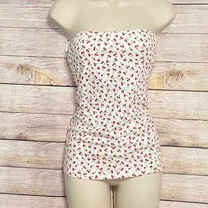 ⛱NWOT⛱ LOVE BY DESIGN CHERRY TOP